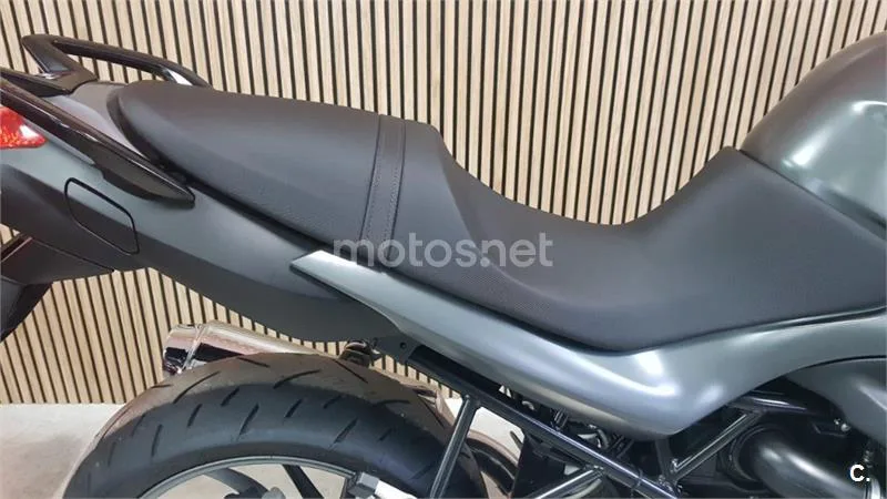 BMW R 1200 R – Vista 7