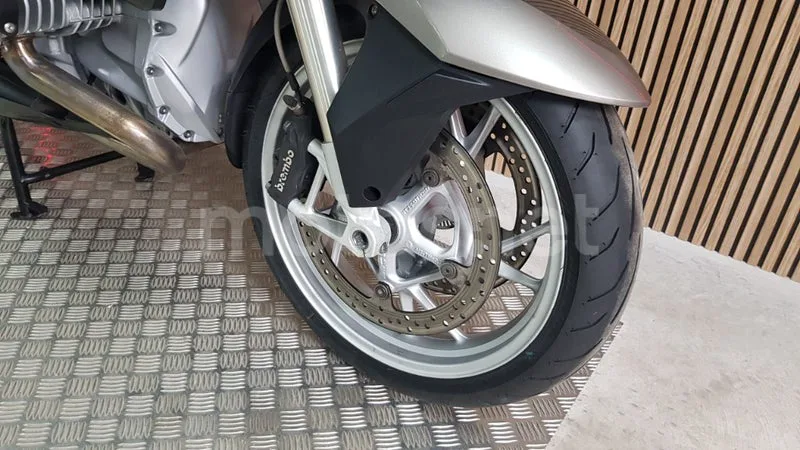 BMW R 1200 RT – Vista 7