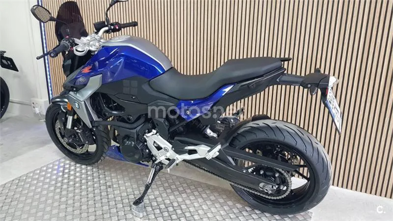 BMW F 900 R – Vista 24