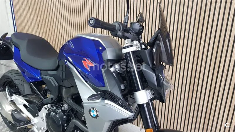 BMW F 900 R – Vista 4