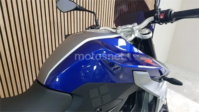 BMW F 900 R – Vista 8