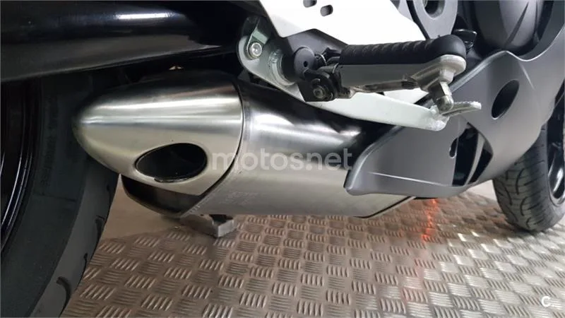 Kawasaki ER-6F – Vista 19