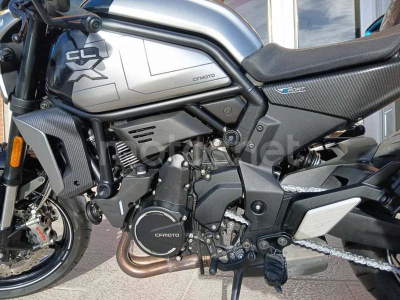 CFMOTO 700CL-X Sport – Vista 9