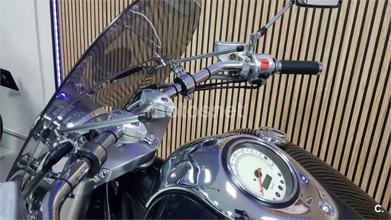 Yamaha XVZ 1300 Royal Star – Vista 28
