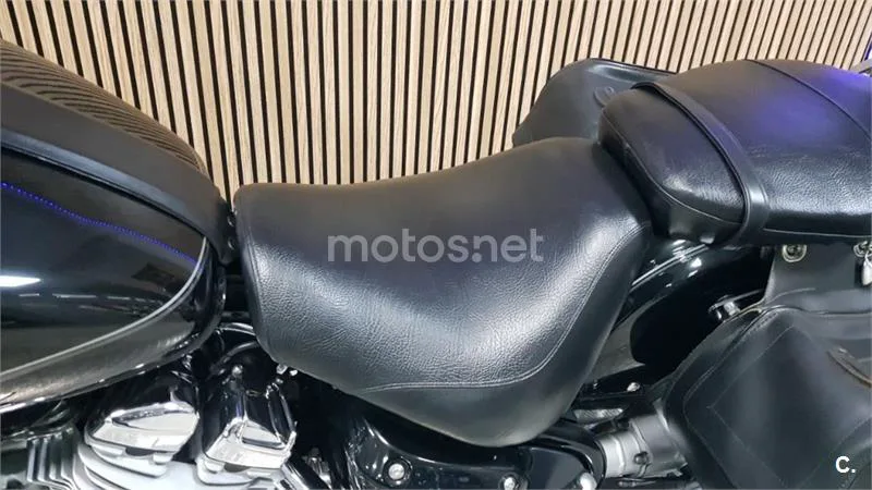 Yamaha XVZ 1300 Royal Star – Vista 29