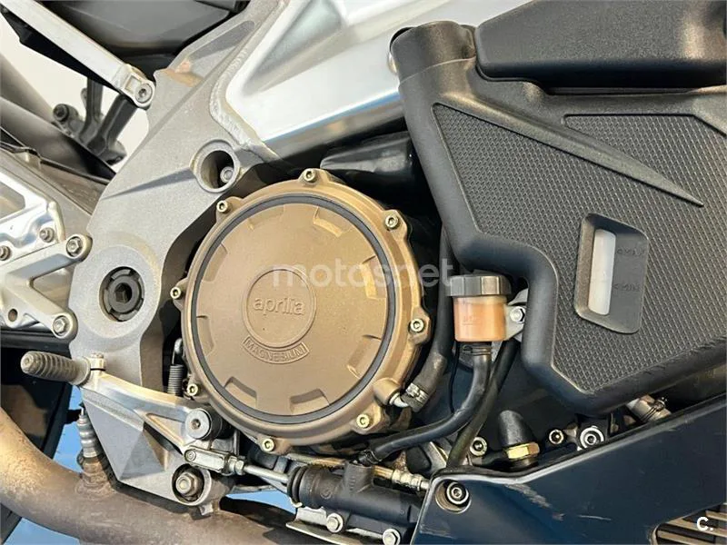 Aprilia Tuono 1000 R – Vista 11