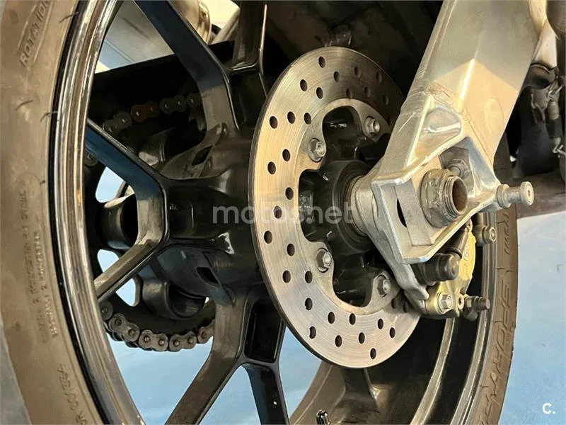 Aprilia Tuono 1000 R – Vista 19