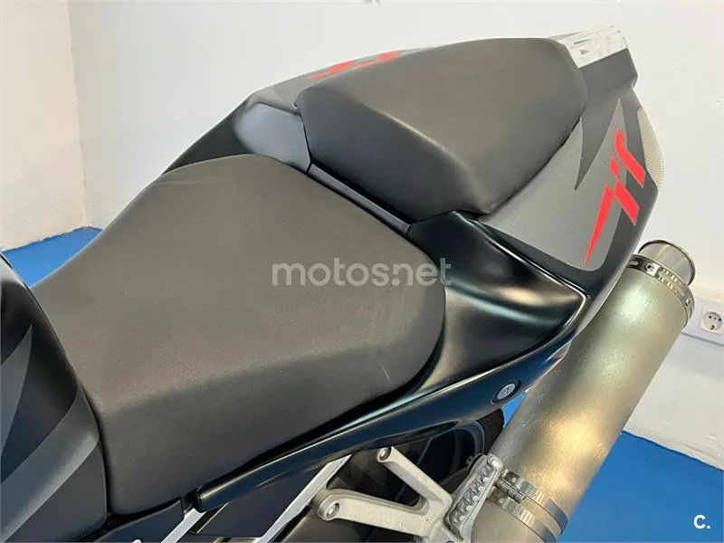 Aprilia Tuono 1000 R – Vista 30