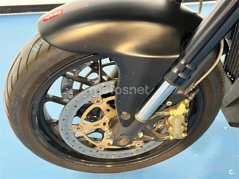 Aprilia Tuono 1000 R – Vista 32