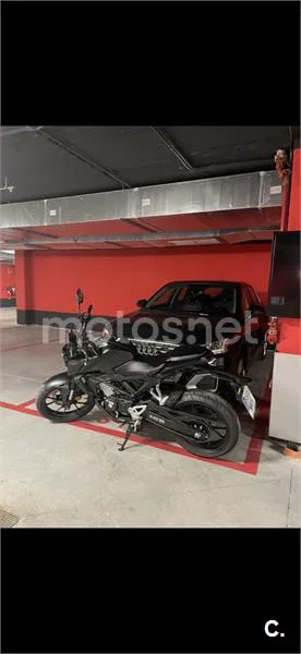 Honda CB 125 R – Vista 2