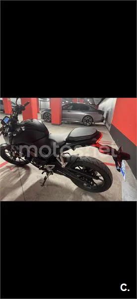 Honda CB 125 R – Vista 3