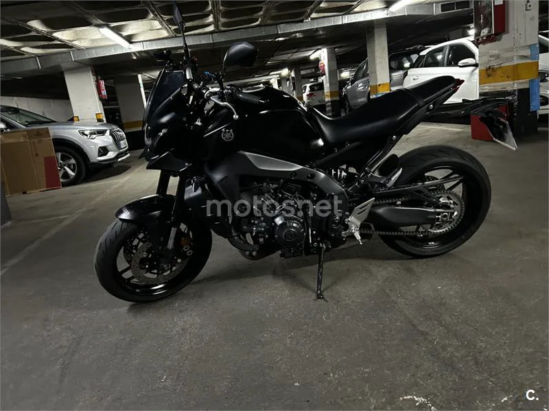 Yamaha MT-09 – Vista 6