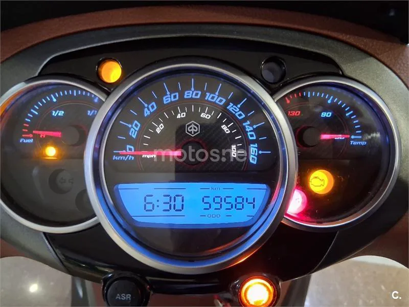 Piaggio Beverly – Vista 8