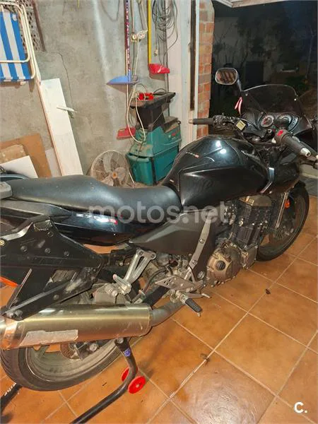 Kawasaki Z 750 – Vista 5