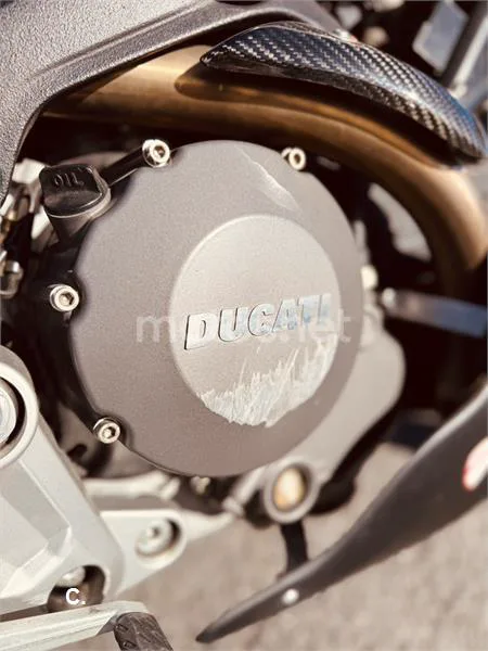 Ducati Monster 696 – Vista 2