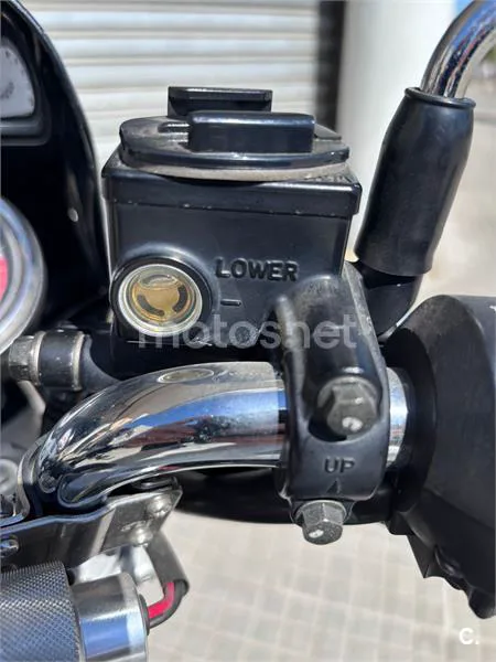 Honda VTR 250 – Vista 12