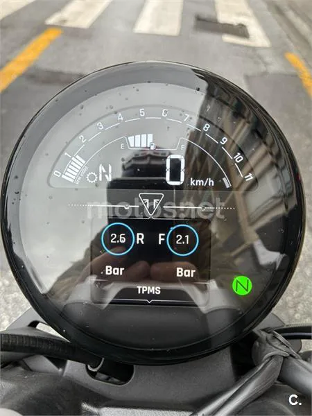 Triumph Trident 660 – Vista 5