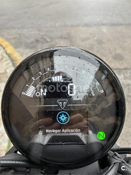 Triumph Trident 660 – Vista 6