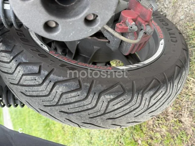 Kymco Xciting 500 R – Vista 11