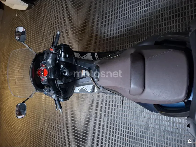 Yamaha TMAX 500 – Vista 12