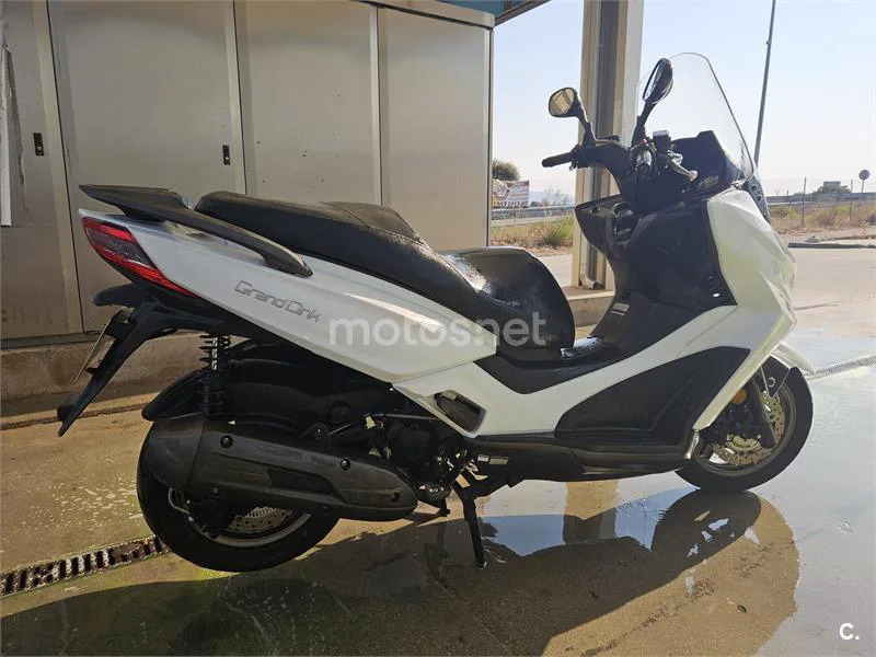 Kymco Grand Dink 125 2500 € 2019 Cáceres - 2