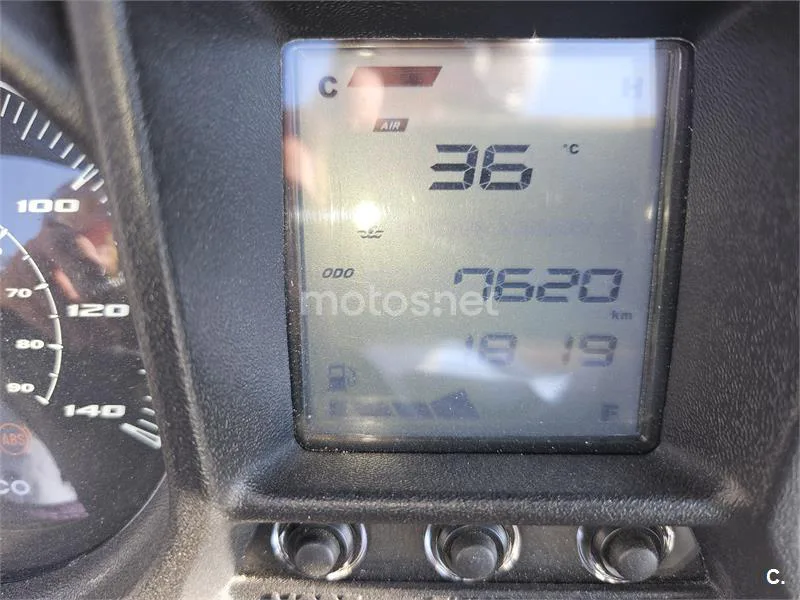 Kymco Grand Dink 125 – Vista 4