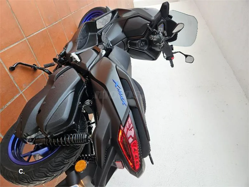Yamaha XMAX 300 – Vista 2