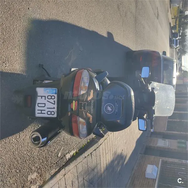 Suzuki Burgman 650 Executive – Vista 3