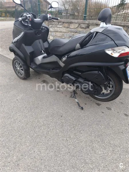 Piaggio MP3 400 – Vista 2