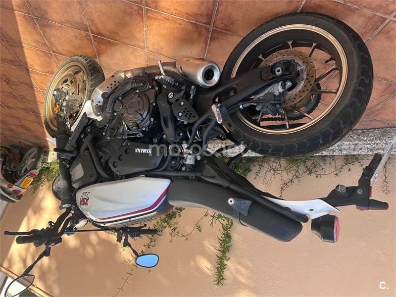 Yamaha XSR700 – Vista 2