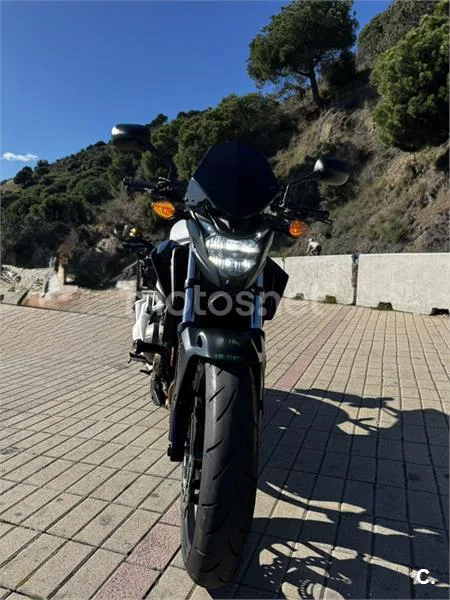 Honda CB 500 F – Vista 4