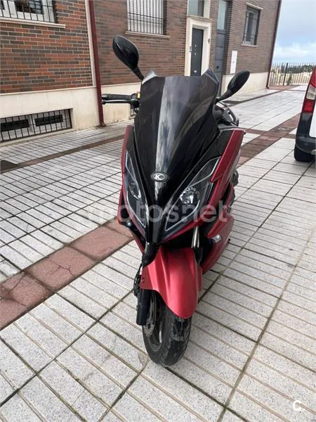 Kymco K-XCT 300i – Vista 6