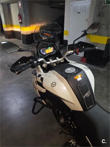 Benelli TRK 502 – Vista 3