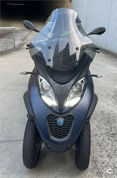 Piaggio MP3 – Vista 4