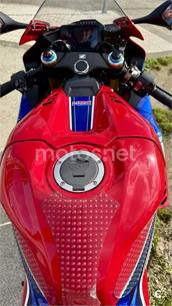 Honda CBR 1000 RR-R Fireblade SP 21.000 € 2020 Asturias - 2