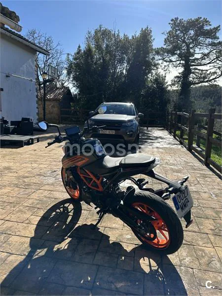 KTM 125 – Vista 5