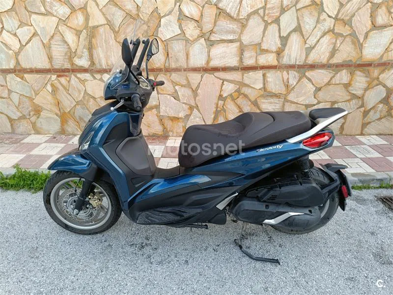 Piaggio Beverly – Vista 7