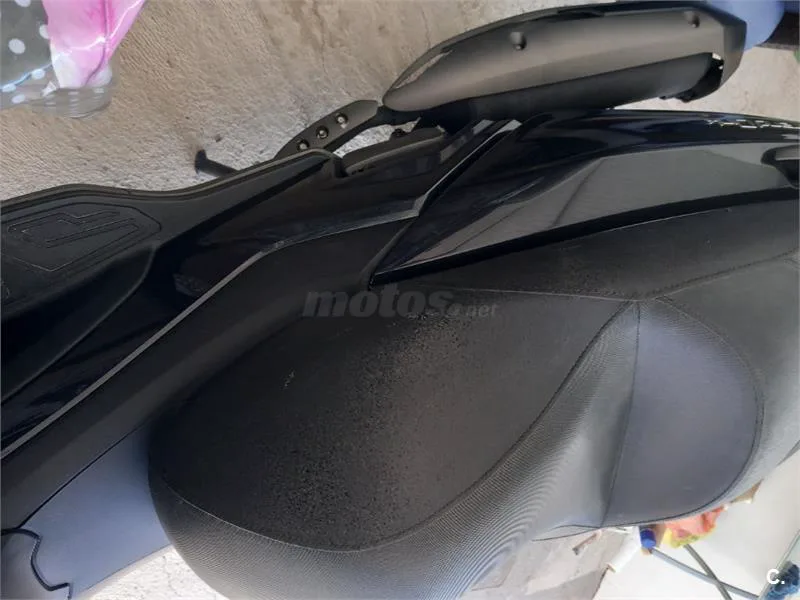 Kymco Grand Dink 300 – Vista 3