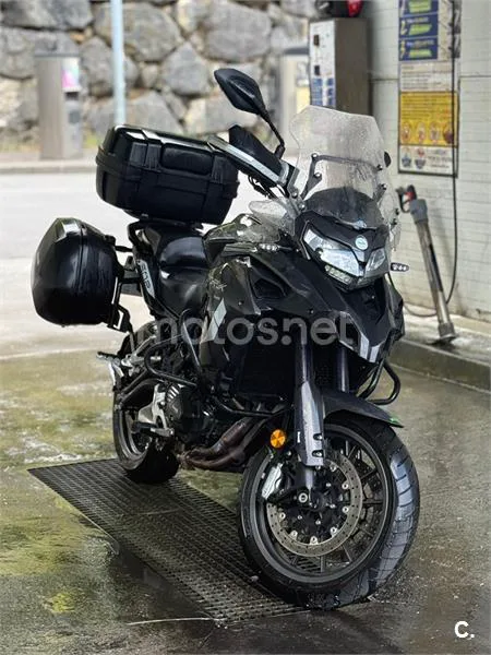 Benelli TRK 502 – Vista 2