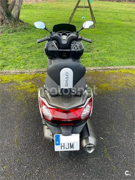 Kymco Super Dink 300i – Vista 3