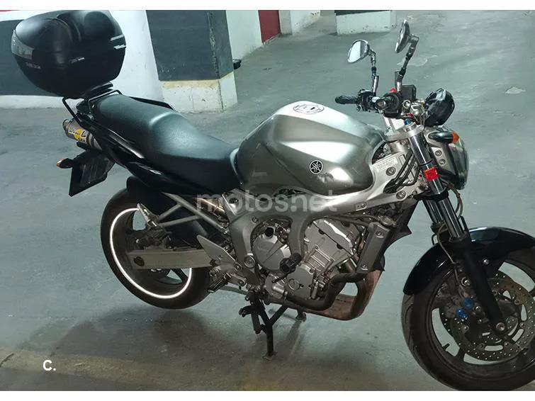 Yamaha FZ6 N 2300 € 2004 Valencia - 2