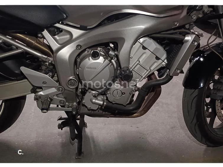 Yamaha FZ6 N – Vista 4