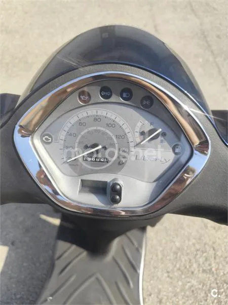Piaggio Liberty 125 – Vista 4
