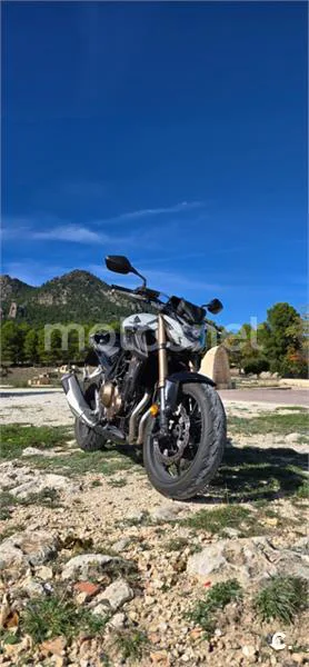 Honda CB 500 F – Vista 2