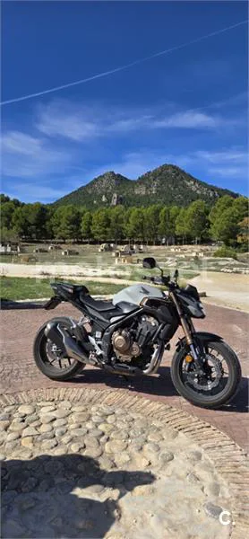 Honda CB 500 F – Vista 3