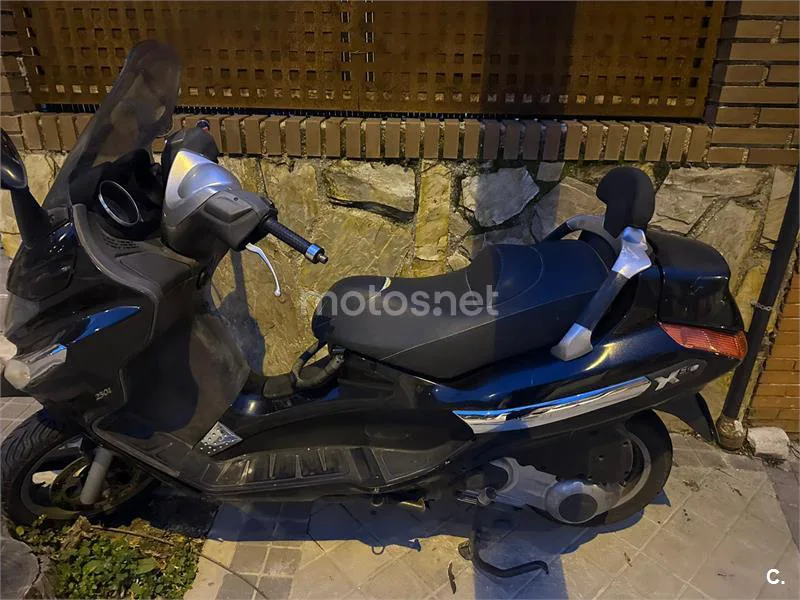 Piaggio X EVO 250 – Vista 5