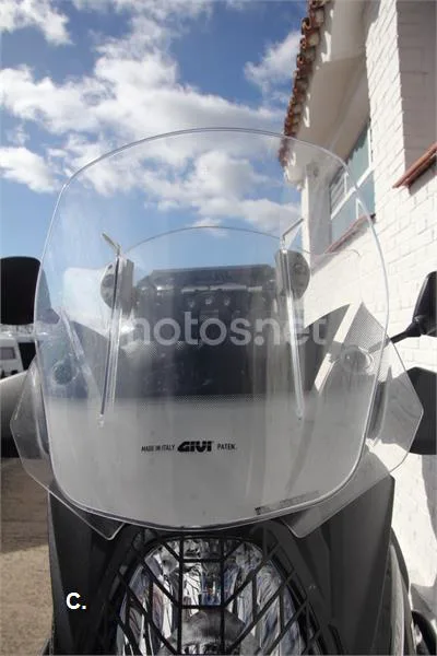 Suzuki V-Strom 650 – Vista 12