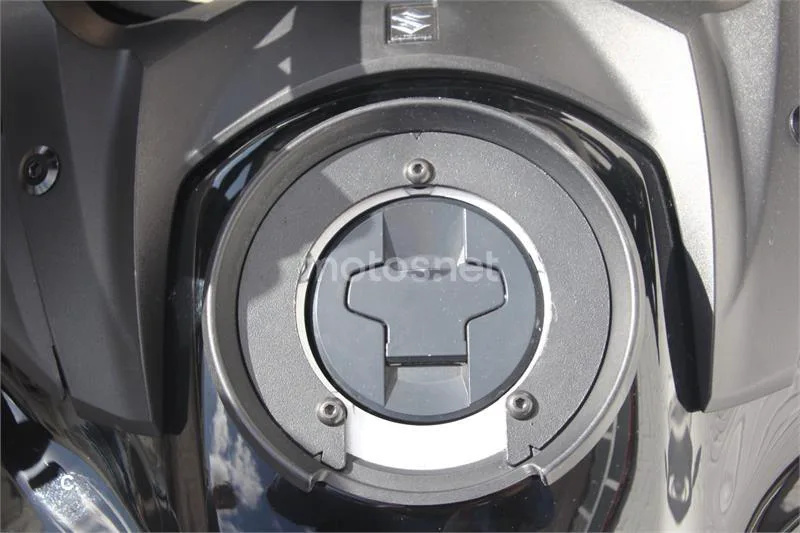 Suzuki V-Strom 650 – Vista 20
