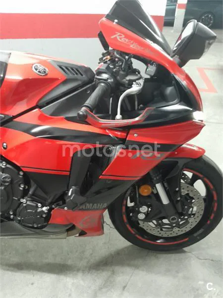 Yamaha R1 – Vista 2