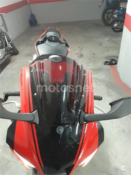 Yamaha R1 – Vista 47